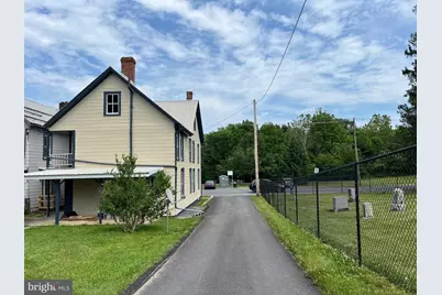 323 Hood Street, Chambersburg, PA 17202 - Photo 26