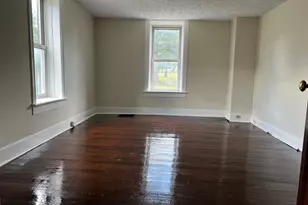 323 Hood St, Chambersburg, PA 17202 - Photo 6