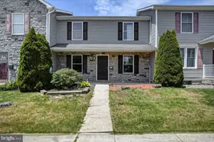 604 Fairview Ave, Waynesboro, PA 17268 - Photo 2