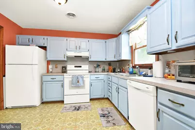 1228 Candice Lane, Chambersburg, PA 17201 - Photo 6