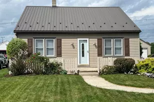 1147 Stanley Ave, Chambersburg, PA 17201 - Photo 2