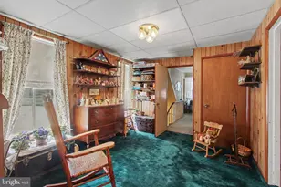 215 W 2nd St, Waynesboro, PA 17268 - Photo 24