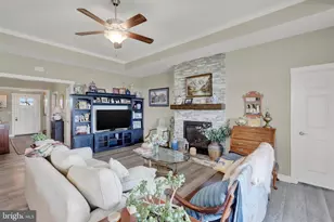 3593 Cascades Dr S, Fayetteville, PA 17222 - Photo 12