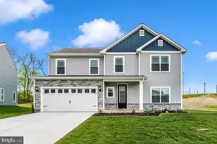 510 Abigail Ave, Waynesboro, PA 17268 - Photo 1
