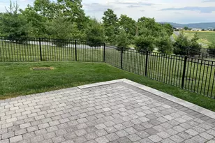 11196 Gopher Dr N, Waynesboro, PA 17268 - Photo 4