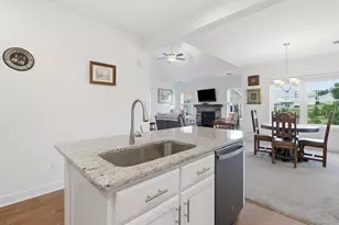 6099 Hot Spgs Ct, Fayetteville, PA 17222 - Photo 14