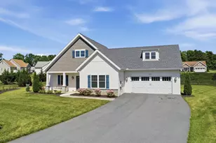 6099 Hot Spgs Ct, Fayetteville, PA 17222 - Photo 2