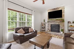 7930 Golf Vista Dr, Greencastle, PA 17225 - Photo 14