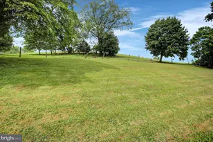7046 Mentzer Gap Rd, Waynesboro, PA 17268 - Photo 24