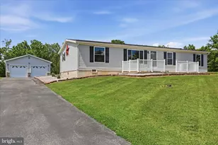 5913 Hager Rd, Greencastle, PA 17225 - Photo 1