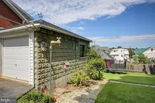 46 W 3rd St, Waynesboro, PA 17268 - Photo 44