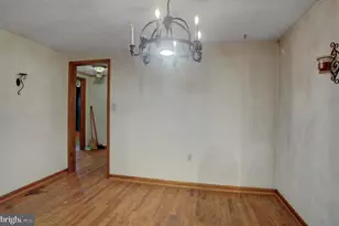 1811 Holly Ln, Chambersburg, PA 17202 - Photo 10