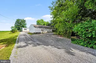 2607 Warm Spring Rd, Chambersburg, PA 17202 - Photo 22