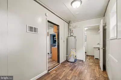 222 W 4th St, Waynesboro, PA 17268 - Photo 12