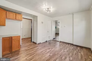 222 W 4th St, Waynesboro, PA 17268 - Photo 8