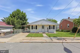 329 E Garfield St, Chambersburg, PA 17201 - Photo 4