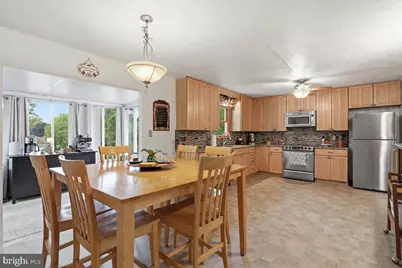 2964 Roosevelt Drive, Chambersburg, PA 17201 - Photo 16
