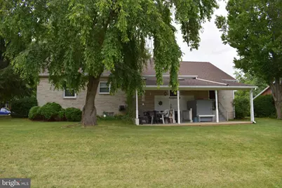 42 E Grandview Avenue, Mercersburg, PA 17236 - Photo 2