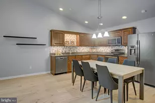 625 Shook Ct W, Greencastle, PA 17225 - Photo 6