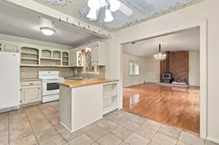 11283 Grant Shook Rd, Greencastle, PA 17225 - Photo 6