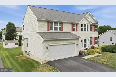 807 Crestwood Drive #106, Chambersburg, PA 17202 - Photo 4