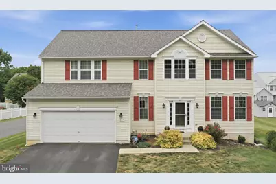 807 Crestwood Drive #106, Chambersburg, PA 17202 - Photo 2