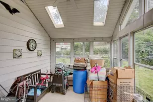 736 S 2nd St, Chambersburg, PA 17201 - Photo 30
