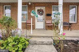 736 S 2nd St, Chambersburg, PA 17201 - Photo 4