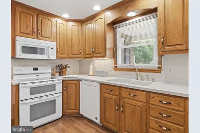 207 Sherwood Drive, Chambersburg, PA 17202 - Photo 12