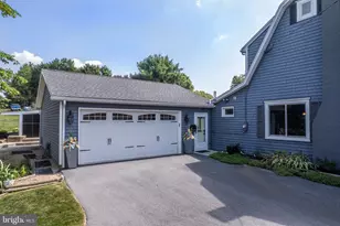 365 W Main St, Fayetteville, PA 17222 - Photo 4