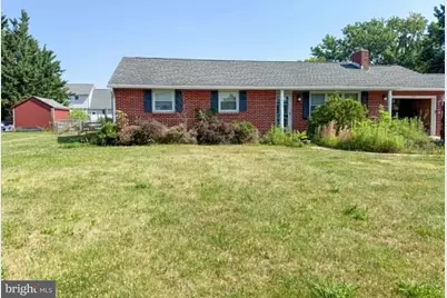 347 Catherine St, Greencastle, PA 17225 - Photo 1