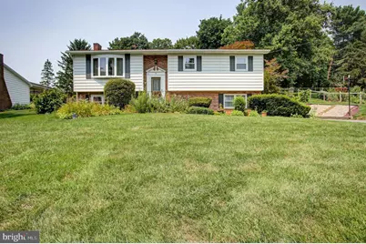 119 Echo Drive, Chambersburg, PA 17202 - Photo 2