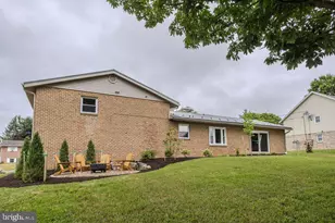 220 Hartzell Dr, Fayetteville, PA 17222 - Photo 18