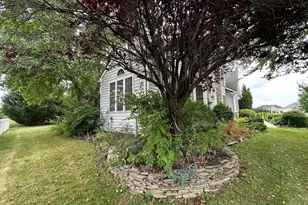 878 Joy Dr, Greencastle, PA 17225 - Photo 18