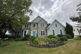 878 Joy Dr, Greencastle, PA 17225 - Photo 2