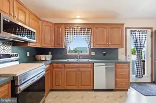 274 Pattison Dr, Shippensburg, PA 17257 - Photo 12