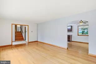 932 Sunset Ave, Waynesboro, PA 17268 - Photo 8
