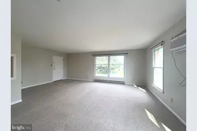 235 S Ridge Avenue #E, Greencastle, PA 17225 - Photo 8