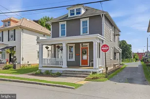 538 E Liberty St, Chambersburg, PA 17201 - Photo 2