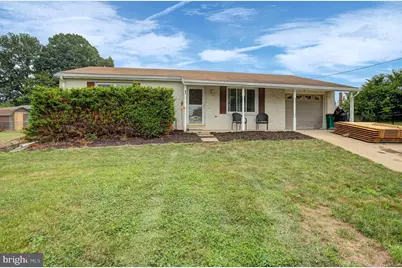82 Roosevelt Arms Court, Chambersburg, PA 17201 - Photo 1