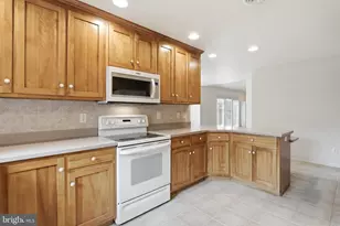 321 Sue Linn Dr, Chambersburg, PA 17201 - Photo 10