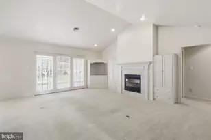 321 Sue Linn Dr, Chambersburg, PA 17201 - Photo 4