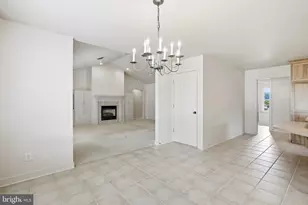 321 Sue Linn Dr, Chambersburg, PA 17201 - Photo 12