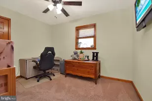 215 Opal Dr, Chambersburg, PA 17202 - Photo 18
