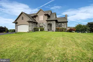 8449 Harper Dr, Waynesboro, PA 17268 - Photo 4