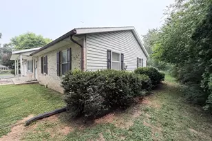 2714 Fillmore Dr, Chambersburg, PA 17201 - Photo 30
