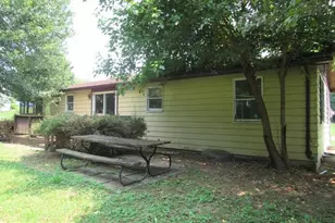 22 W Grandview Ave, Mercersburg, PA 17236 - Photo 2