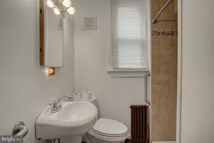 343 W Queen St, Chambersburg, PA 17201 - Photo 6