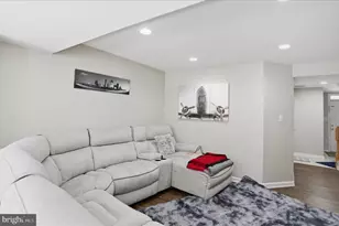 334 Lantern Ln, Chambersburg, PA 17201 - Photo 6