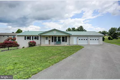 10 Surrey Court, Chambersburg, PA 17201 - Photo 4